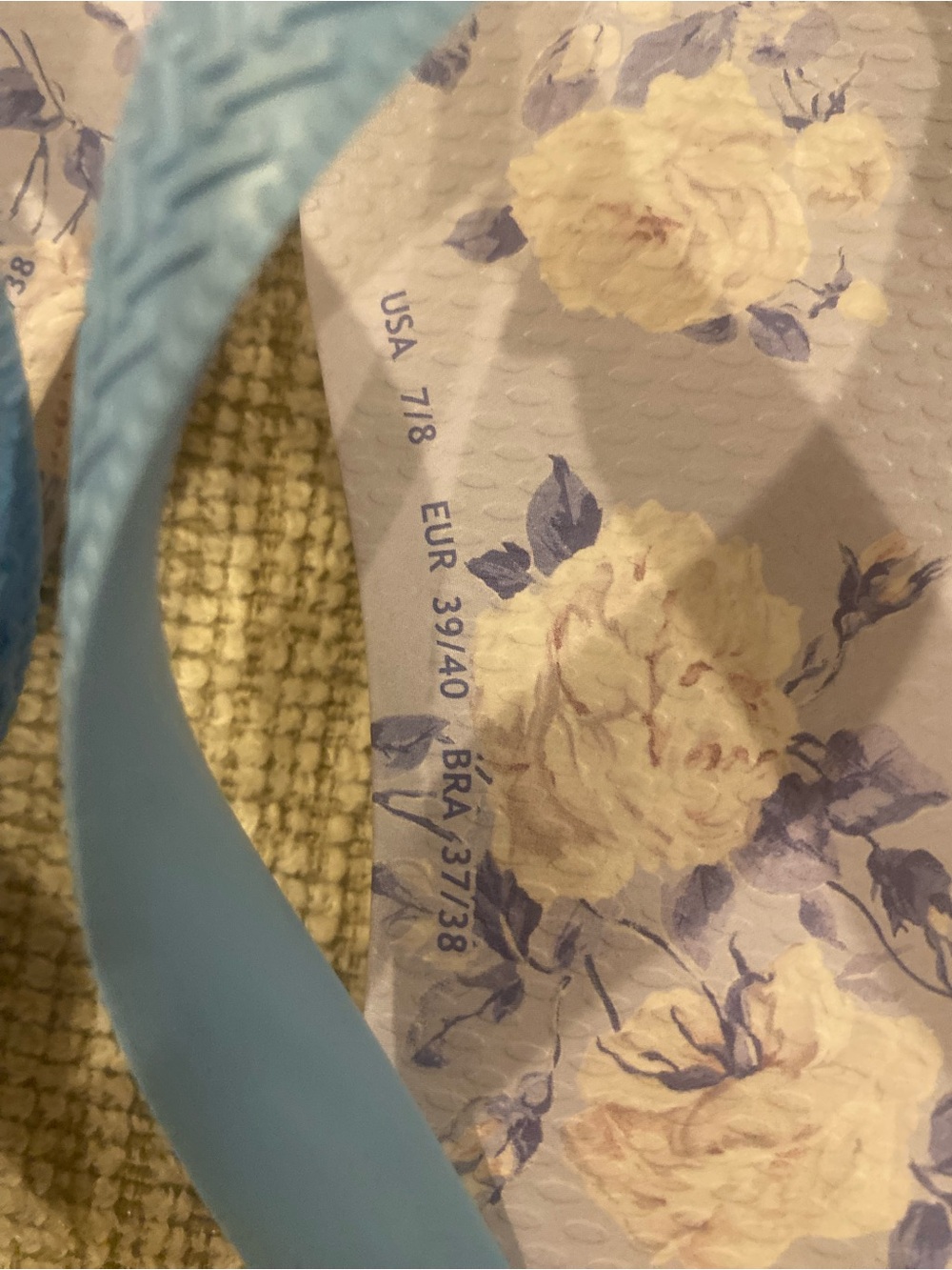 LOVE SHACK FANCY X HAVAIANAS Light Blue Floral Flip Flops with Pale Yellow Roses - Picture 2 of 2